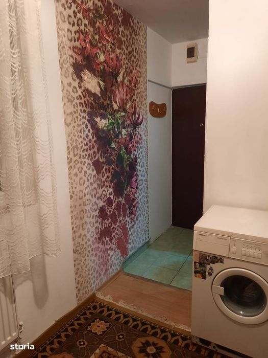 Garsoniera Zona Dambovita Timisoara, etaj intermediar — fotografia 1