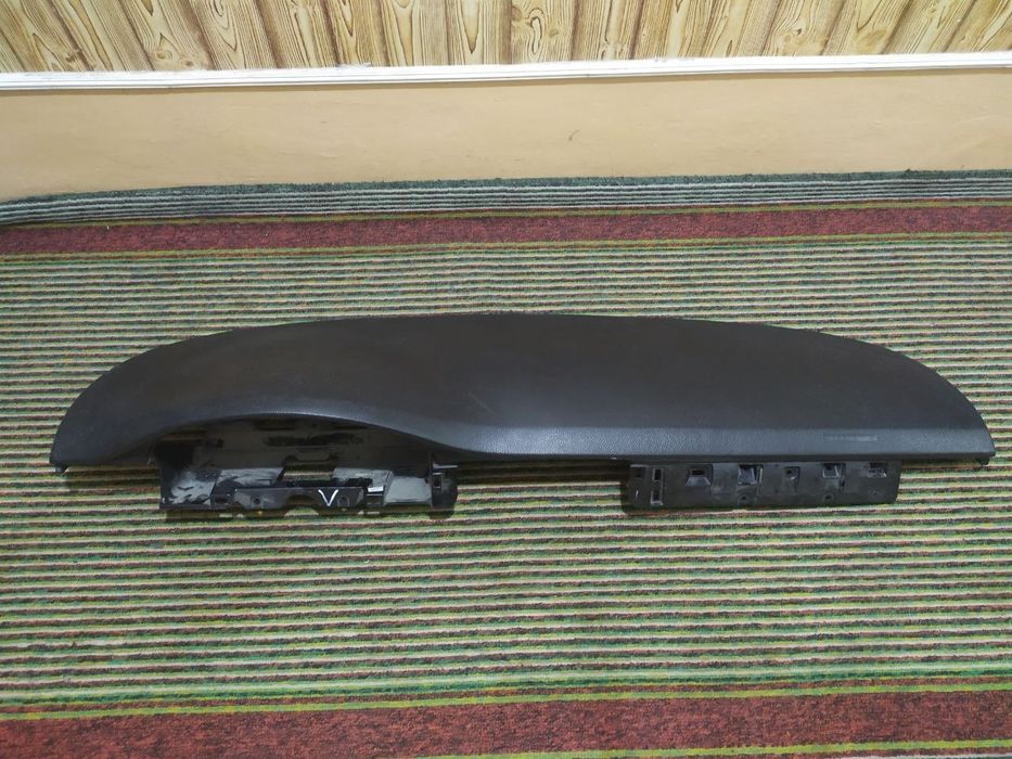 Jenta tarpedka  2018 yil airbag otmagan.   ..