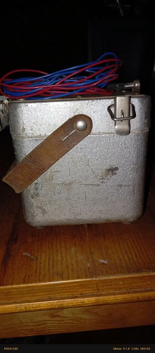 Электромеханический мегаомметр  М1102/1