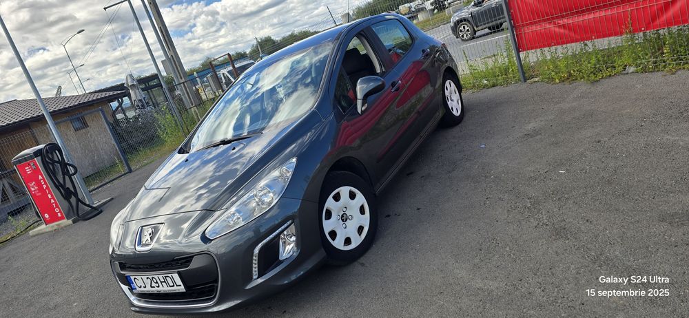 Vând Peugeot 308