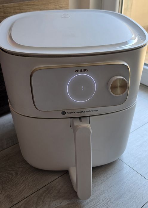 Еър фраер Philips HD 9876 2200w