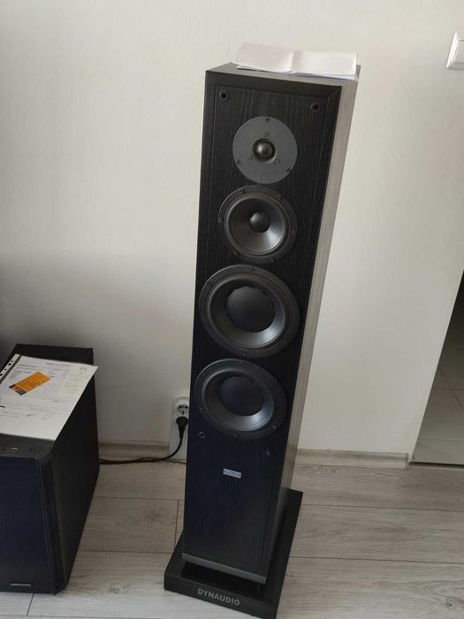 Dynaudio contour 3.3