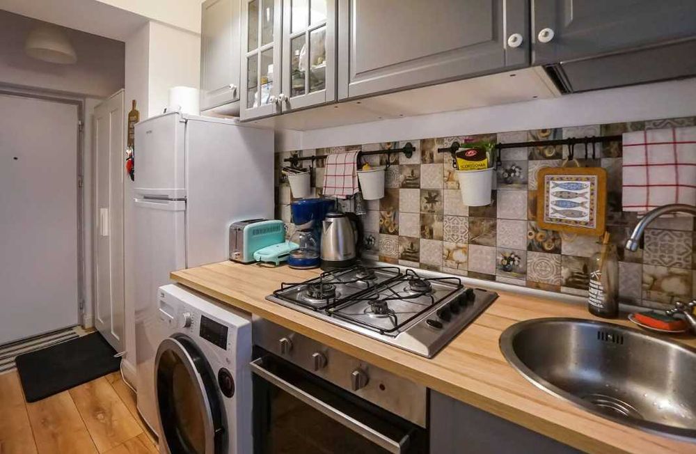 Дава се под наем Двустаен апартамент в Пловдив, Изгрев - 57 кв.м за 346.8 € - Снимка #2