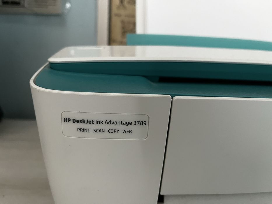 Imprimanta HP Deskjet Ink Advantage 3789