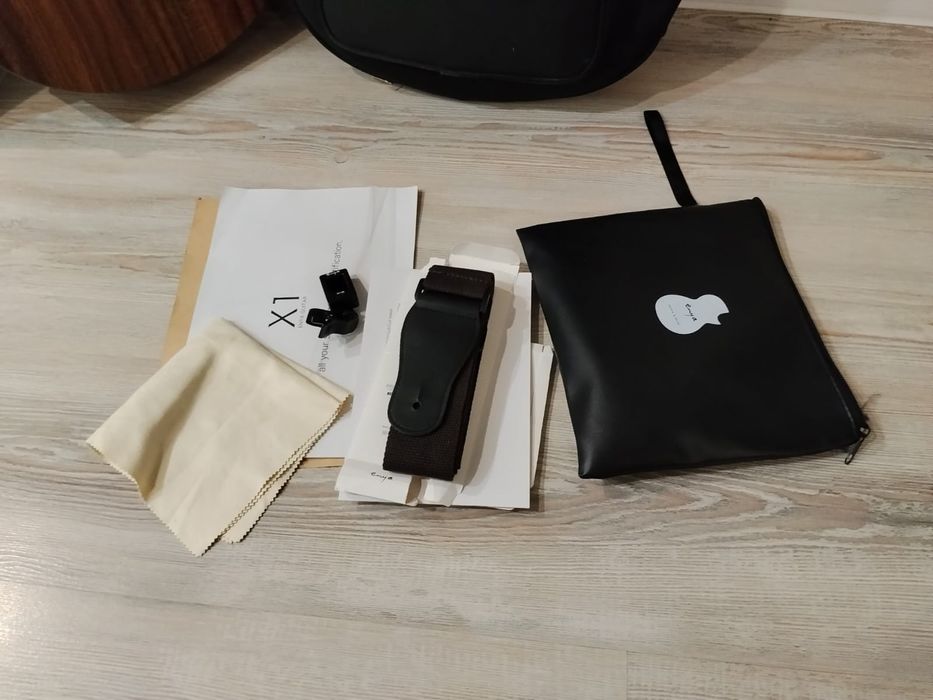 Акустическая гитара Enya EA-X1