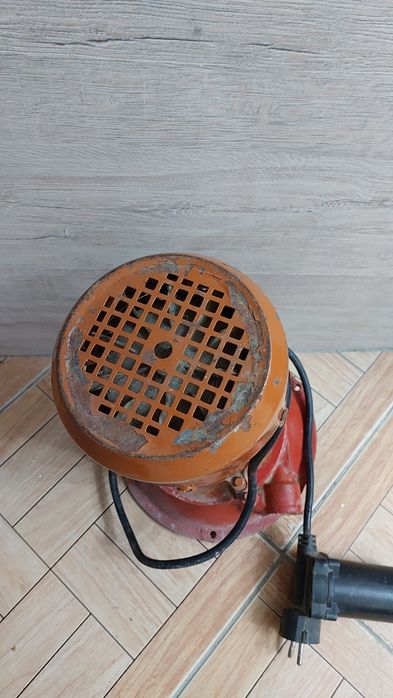 Насос водяной электрический