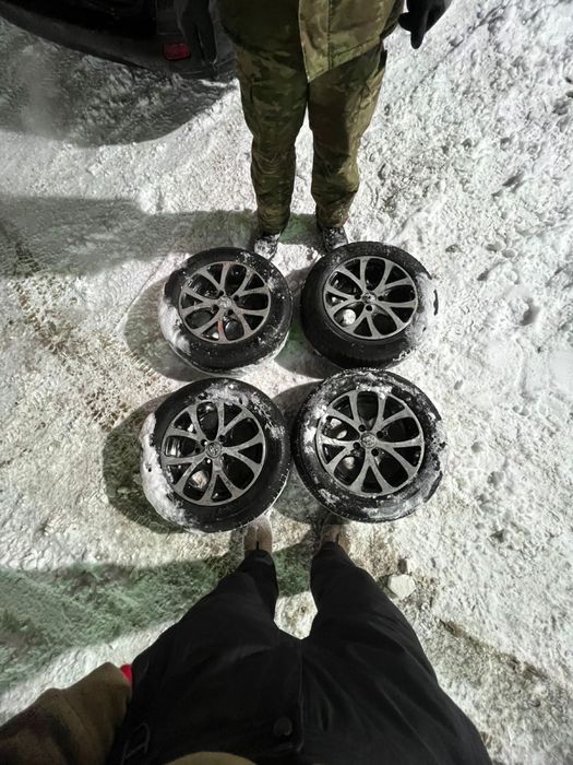 Продается Диск с шинами комплект 4 шт.