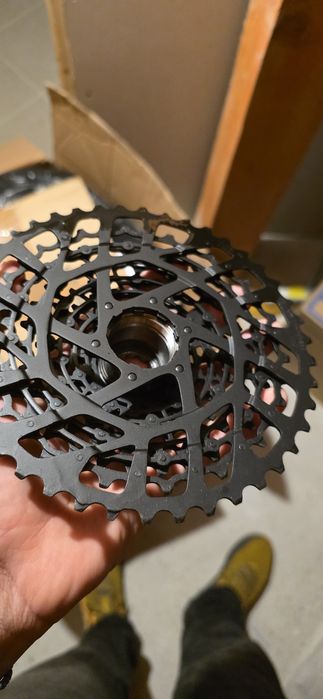 Pinioane Sram XG-1150 10-42T, 11 viteze