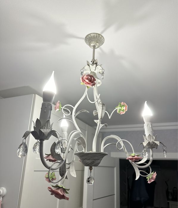 Люстра потолочная