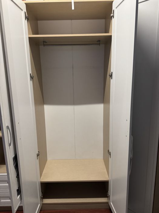 Шкаф угловой белый