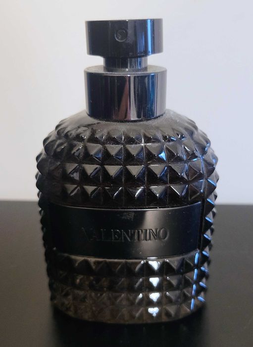 Dior Homme,  Valentino Intense, Versace Oud Noir, Mancera Red Tobacco, Guerlain L'Instant, Noir Ambre Versace Eros Boss Bottled