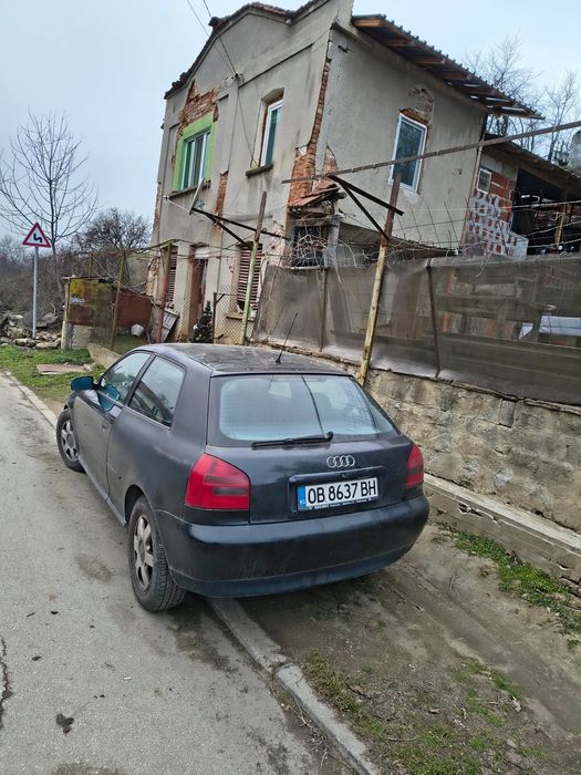 Audi a3 1.6 бензин