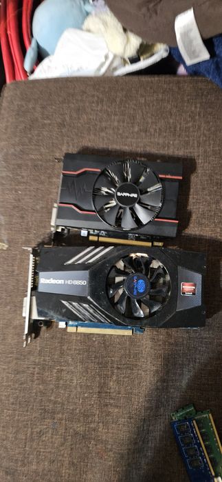 Placi video pc radeon 6850 gdr 5,sahppiere 2gb gdr5