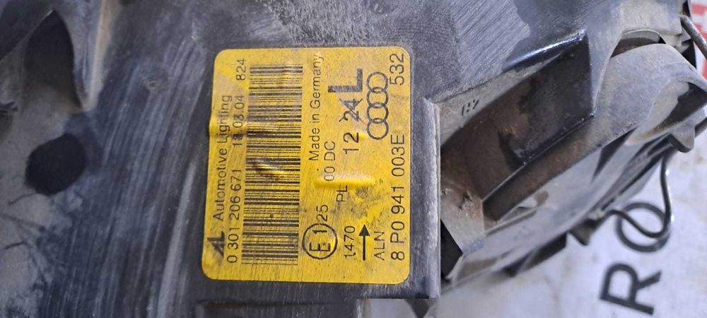 Far stanga Audi A3 8P non facelift - model cu xenon , cod: 8p0941003E ani fabricatie compatibili 2004-2009