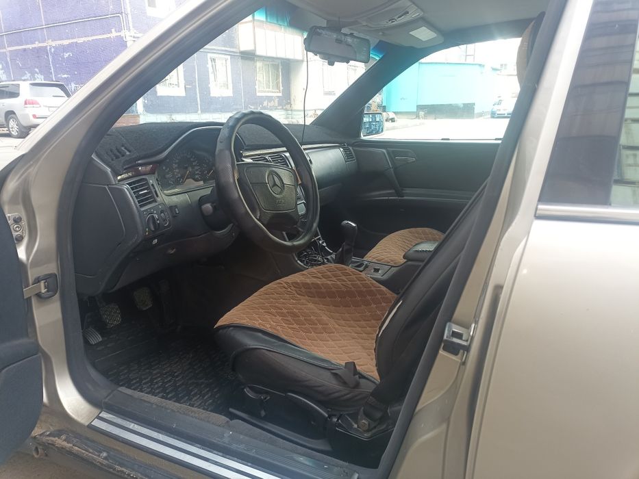 Продам Mercedes W210
