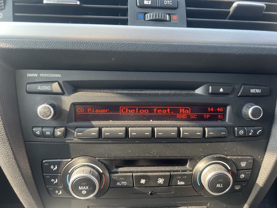 Cd player bmw e90 e91 e92 e93