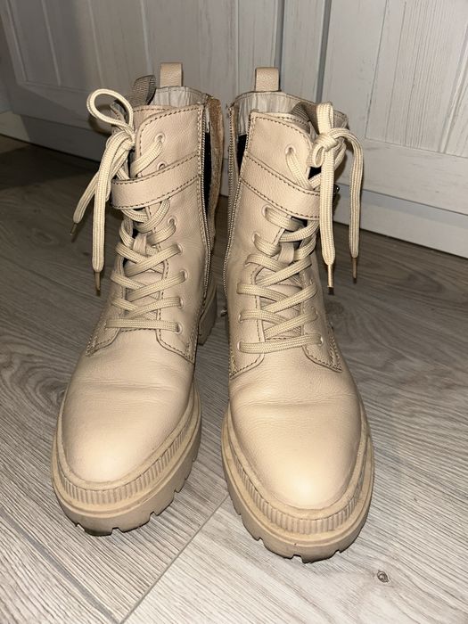 Ghete Piele Lasocki marimea 39