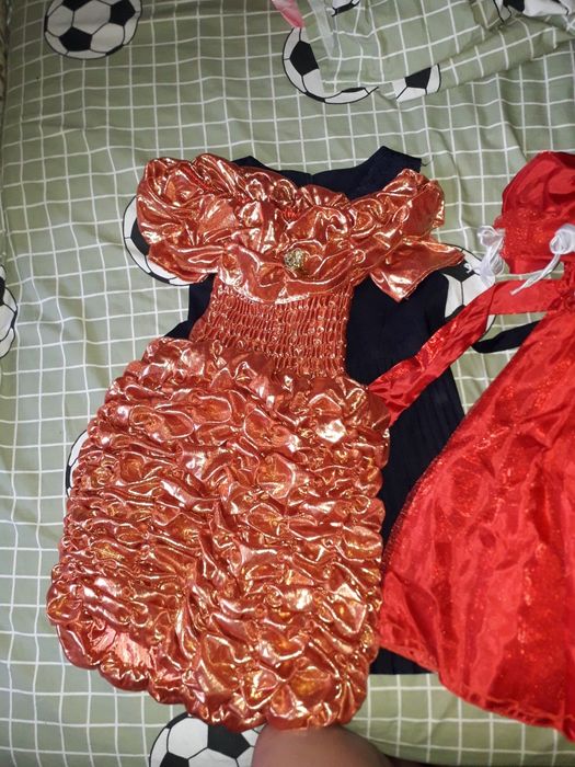 Продам вещи на девочку 5-6 лет