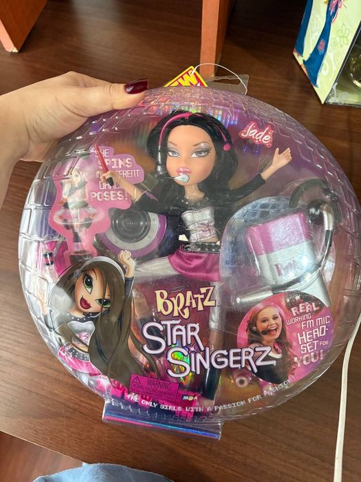 Кукла Bratz 2005 года