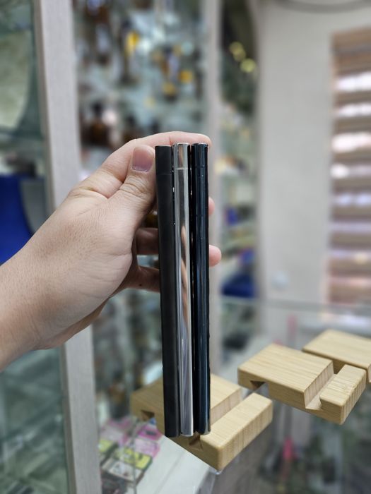 wSamsung galagxy s23 Ultra va s22 ultra