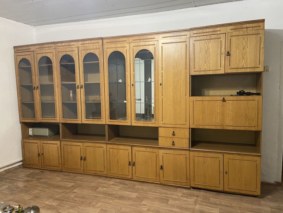 Шкаф сервант, стенка