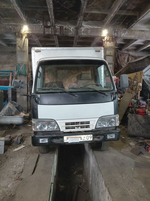 Термофургон FAW  3,5 тонник