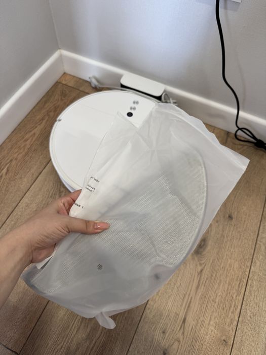 Продам робот пылесос Dreame 2в1