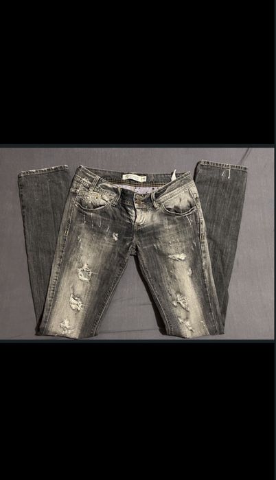 Нови дънки Zara, Stradivarius