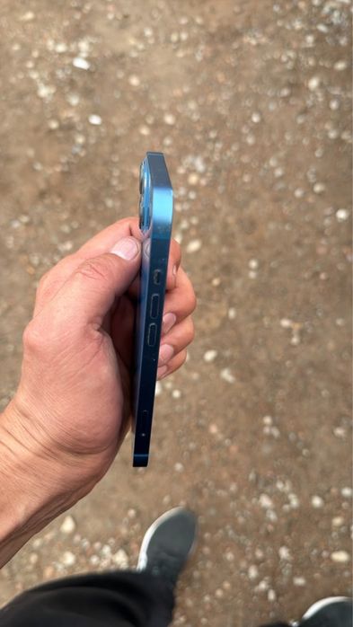 Iphone 13 Blue