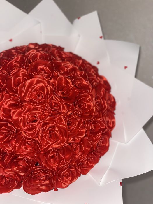 Букет из атласной ленты