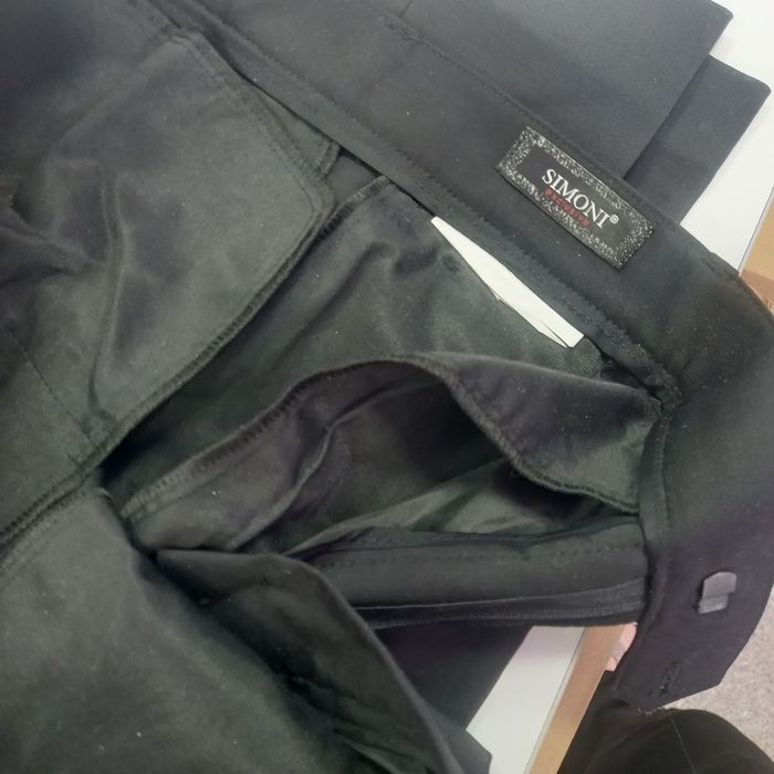 костюм мужской продам