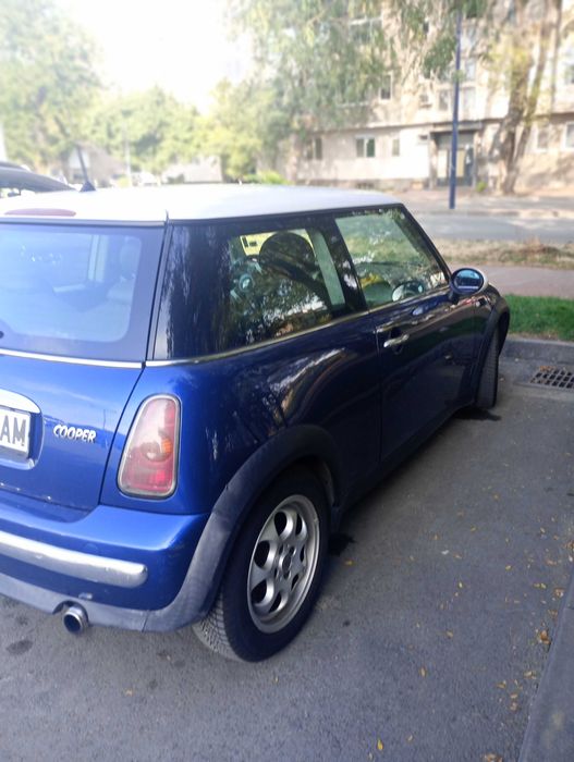 Мини Купър на части