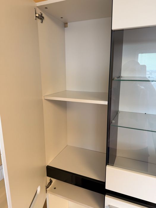 Холна секция бяла