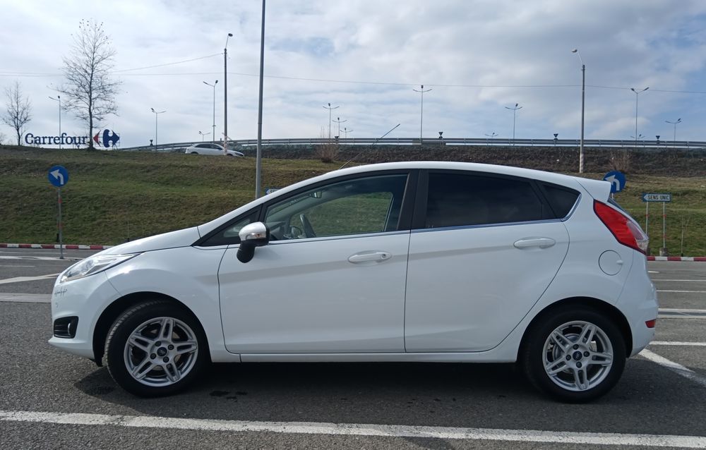 De vânzare Ford fiesta Titanium AUTOMATĂ