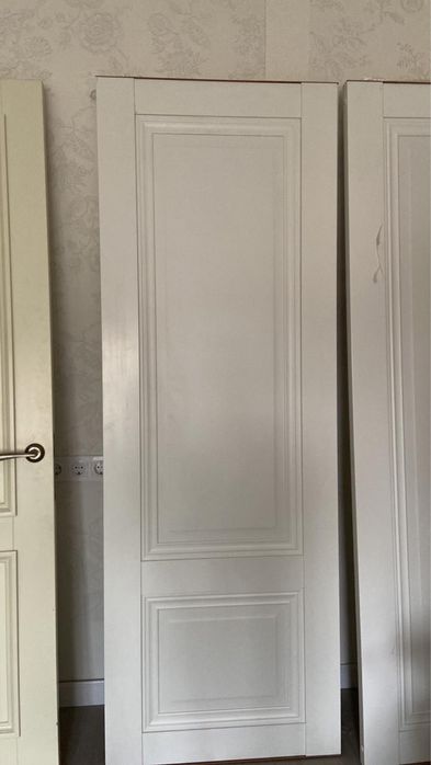 Двери 4 шт с коробками массив качественный