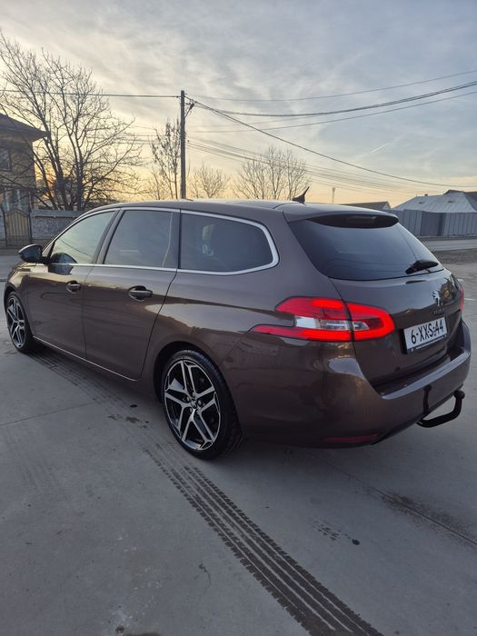 Peugeot 308 model 2015 mot 1.6 HDI 120 cp Euro 6