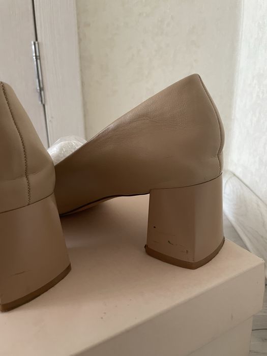 Женские туфли размер 250