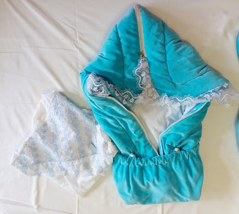 Детский конверт (одеяло) с комплектом для выписки и прогулок