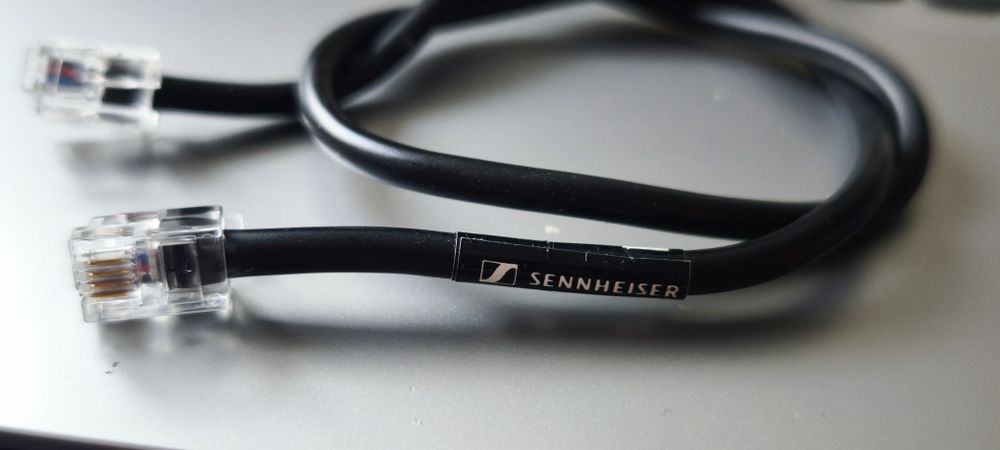 Оригинален кабел Sennheiser (RJ11/RJ45) – НОВ