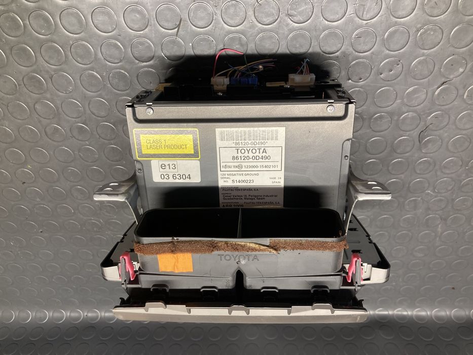 Радио/CD за тойота ярис/Toyota yaris 06-11г