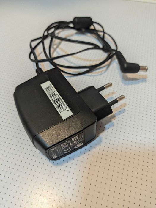 Блок питания LG 19V 0.84A Adapter. Адаптер.
