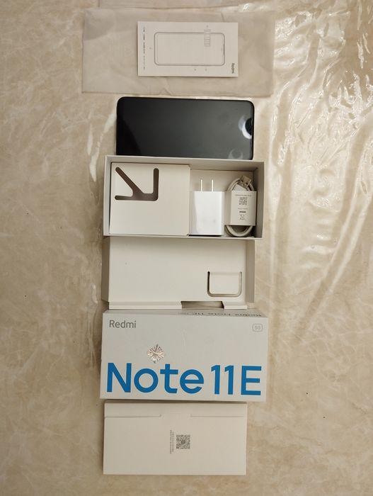 Продоётся смартфон NOTE 11E