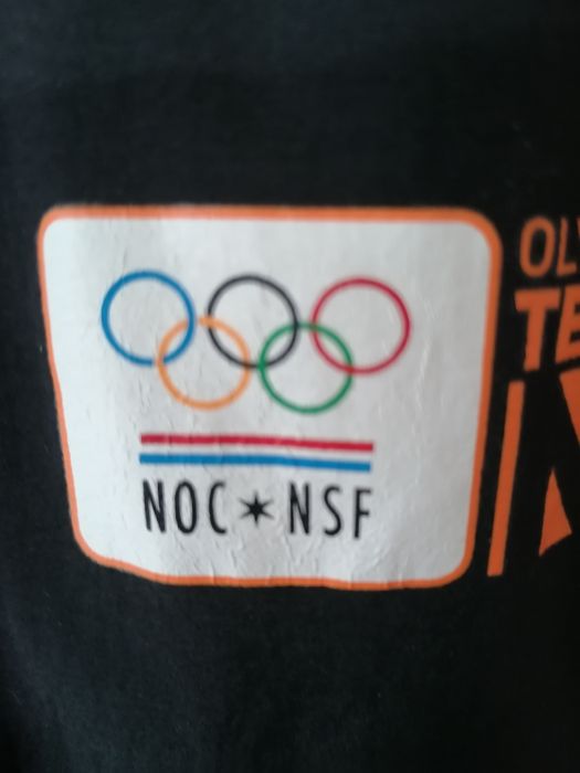 Зимно ски сноуборд яке. Официален дамски холандски олимпийски екип.