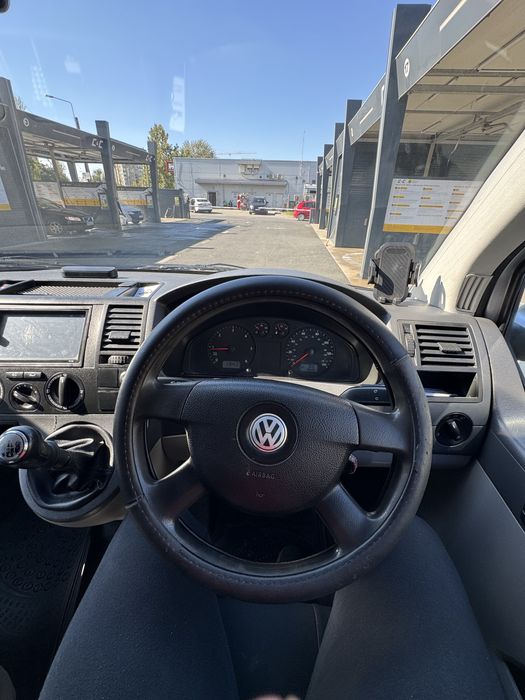 Wolkswagen transporter T5 1.9 TDI