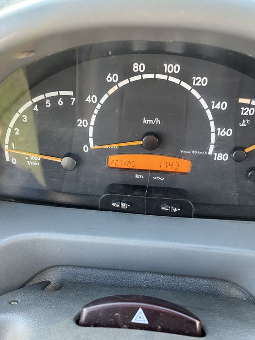 Mercedes Sprinter