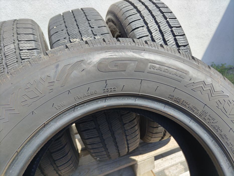 215/65/16 С Джи Ти Радиал ДОТ 2022 г - БУСОВИ