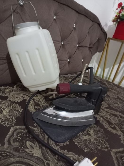 Продам утюг профессональный