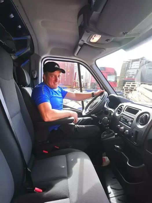 ХАМАЛИ ЕЛИТ. Хамалски услуги в София. Преместване и почистване.