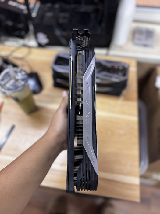 Продам 3070 8gb Gainward