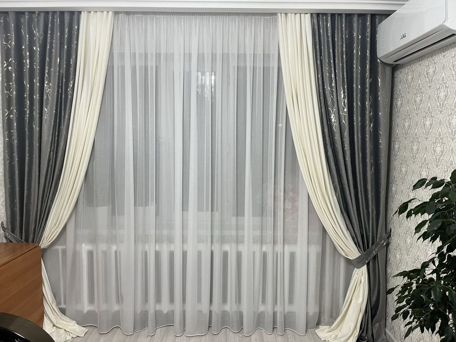 Продам шторы б/у в отличном состоянии